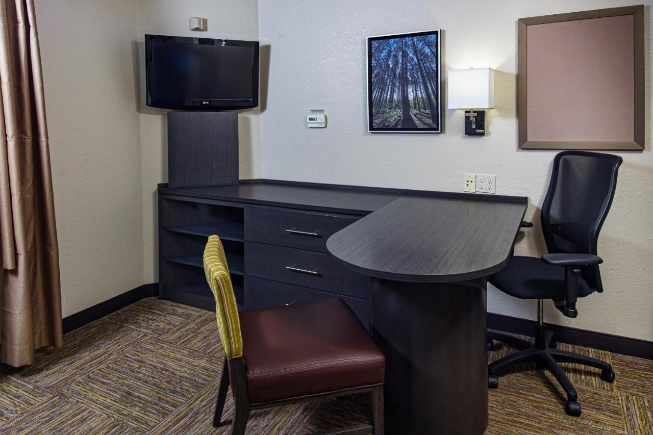 Hotel Candlewood By Ihg 2*